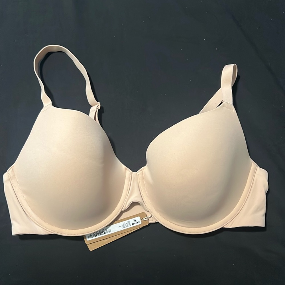 Skims bra